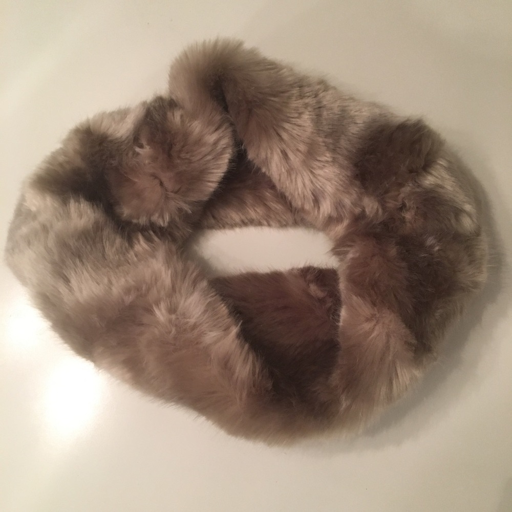 Faux Fur Scarf